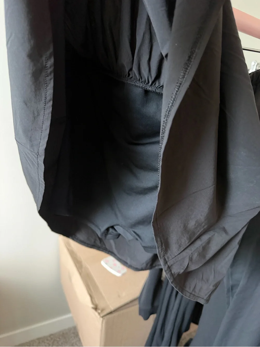 ALO breezy skirt